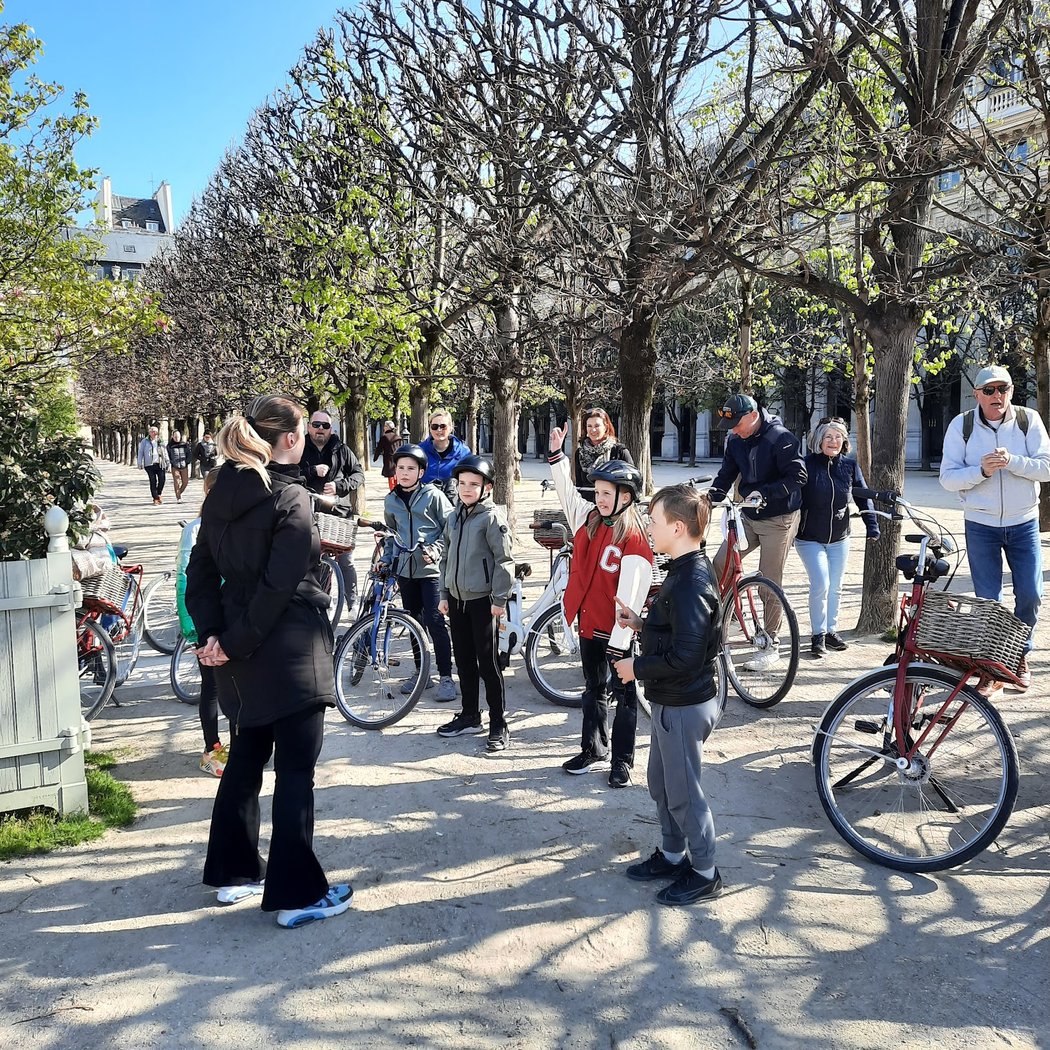 Paris by bike 1