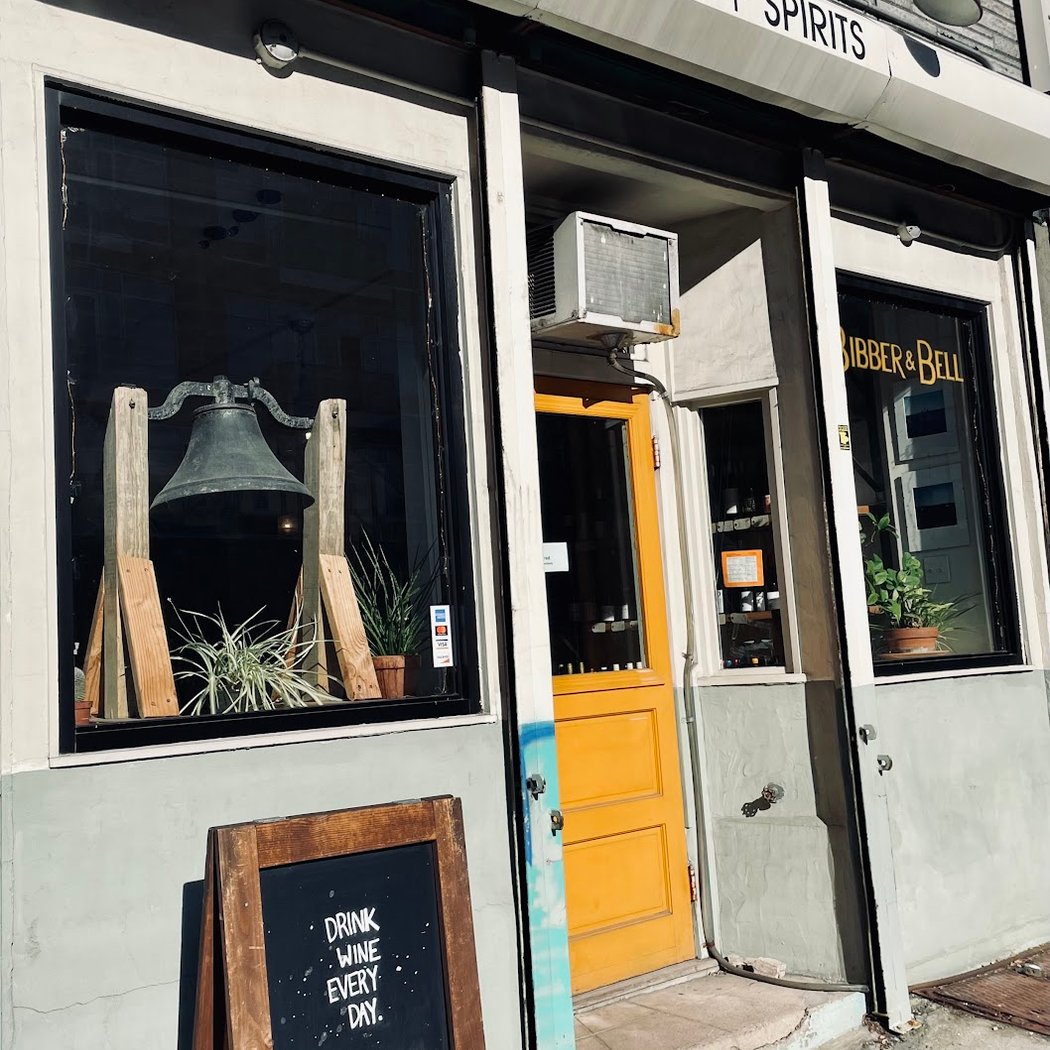 Bibber & Bell Wine and Spirits 3