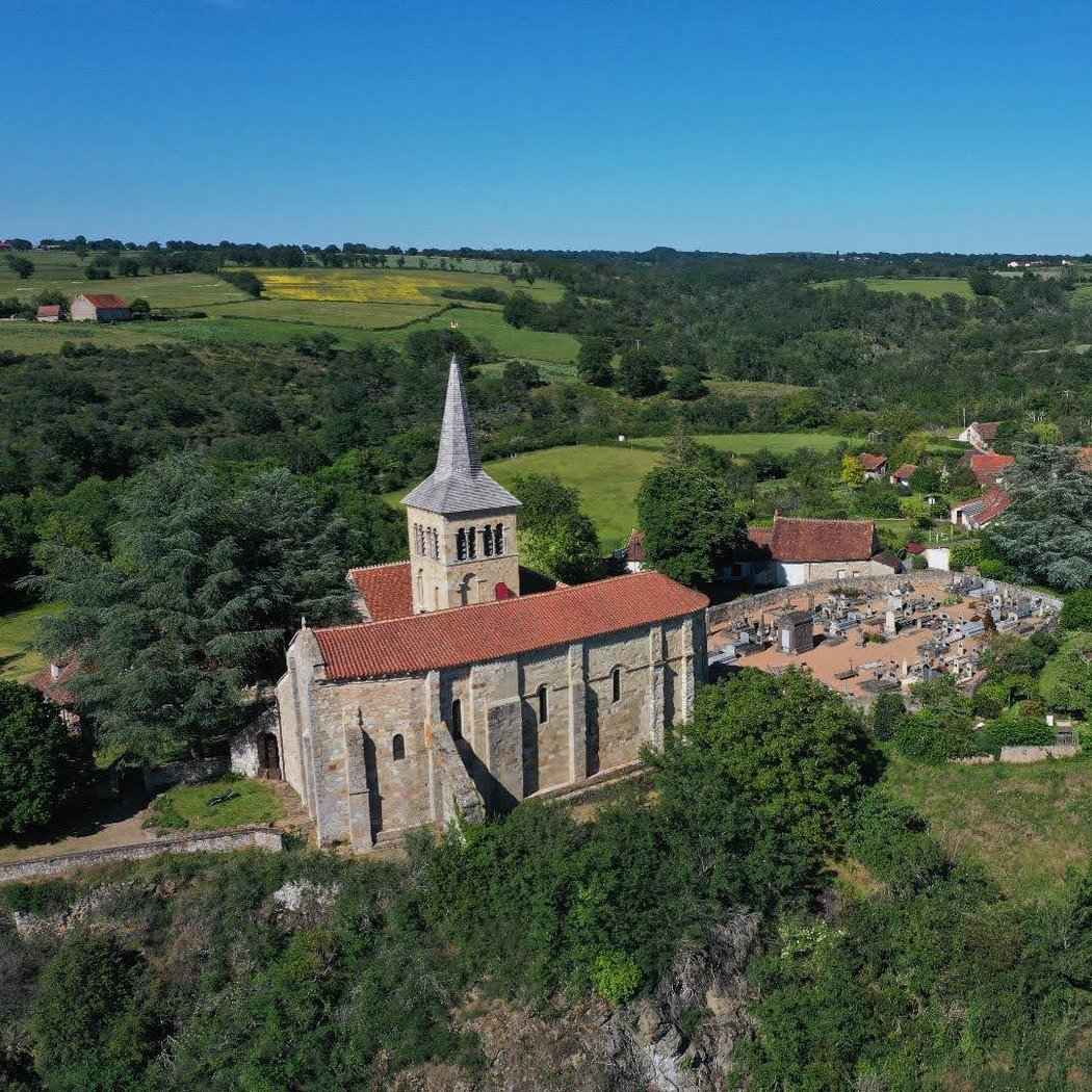 Church of Saint Pierre in Hérisson 2