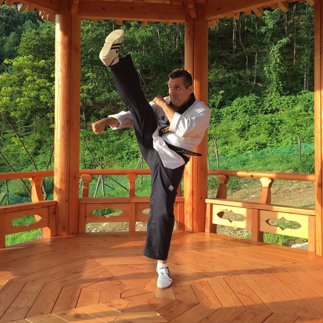MARTIAL ARTS SCHOOL "Mu Yong Doyang" 1
