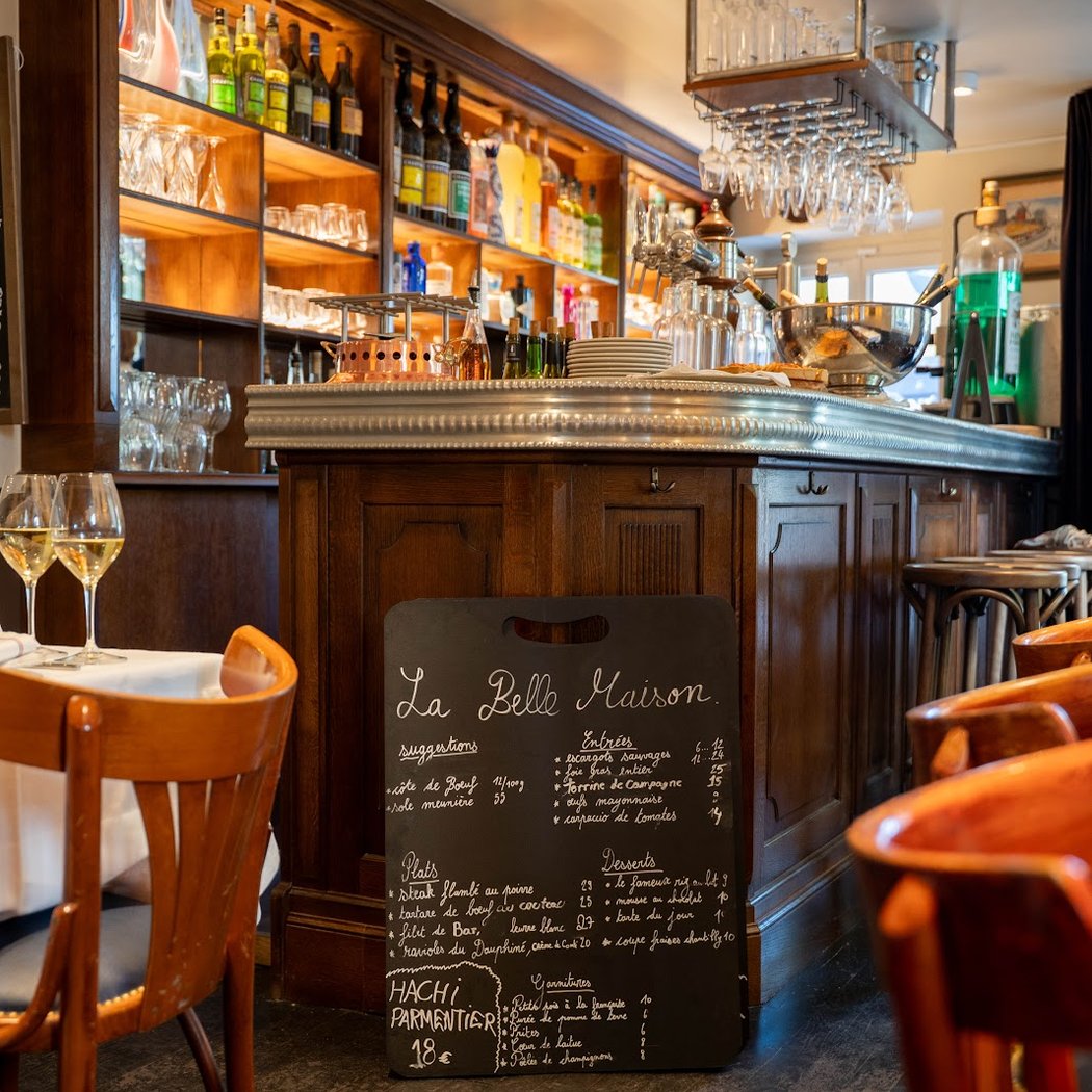 La Belle Maison Montmartre – Cuisine Française & Vins 2