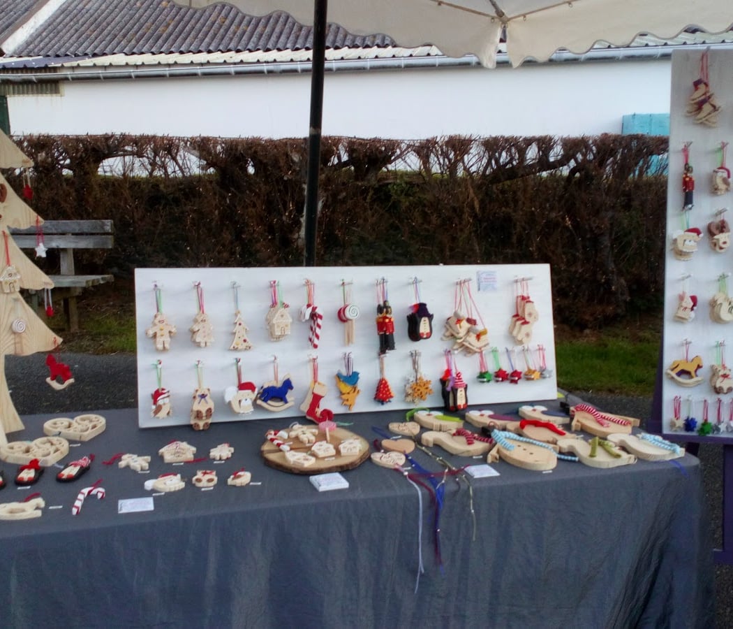 Les Ateliers créatifs : décorations de Noel en bois 3