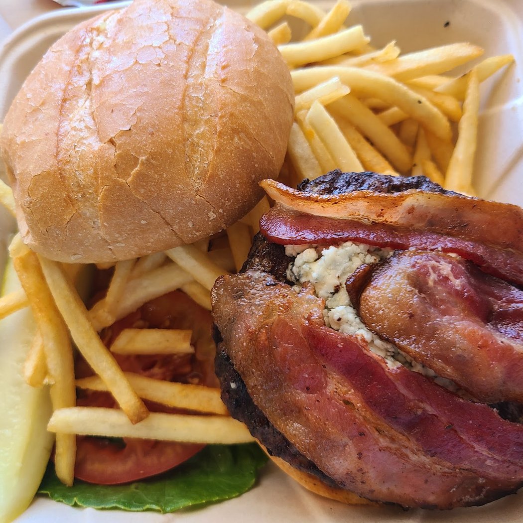 Flipside Burgers, Fries and Shakes 3