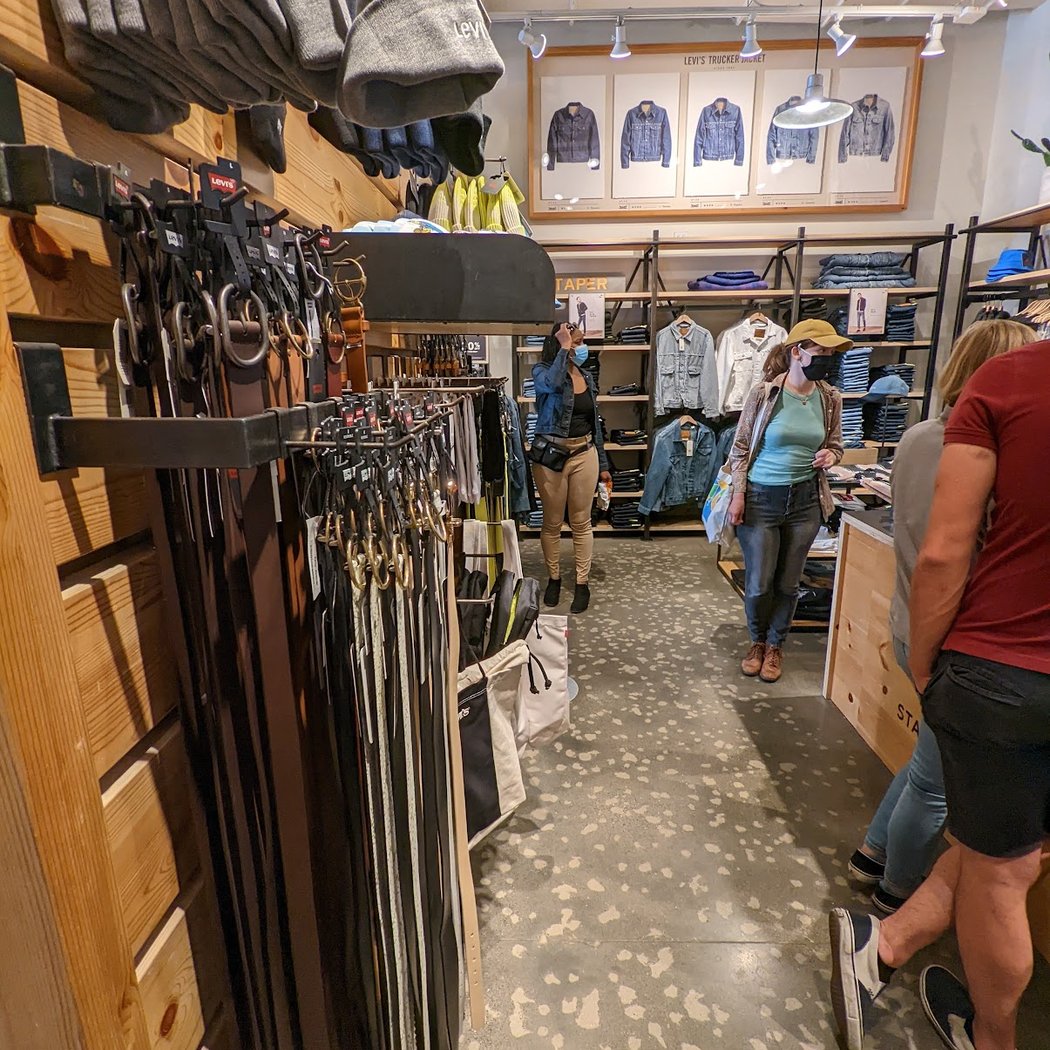 Levi’s Store 3