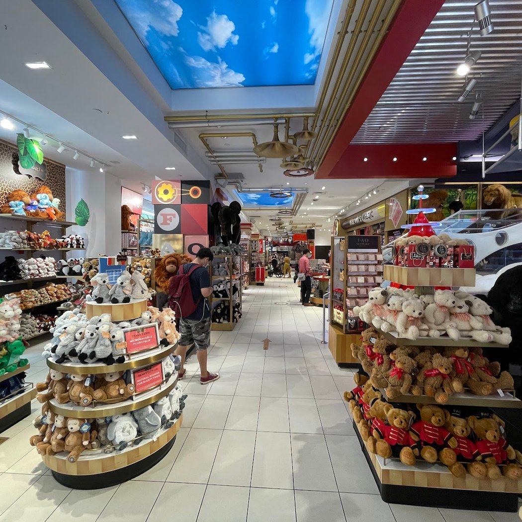 In Store Experiences - First Floor 3