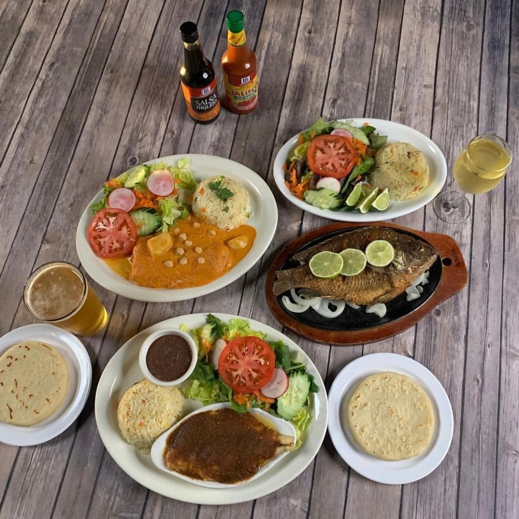 El Cuscatlan Restaurant 1
