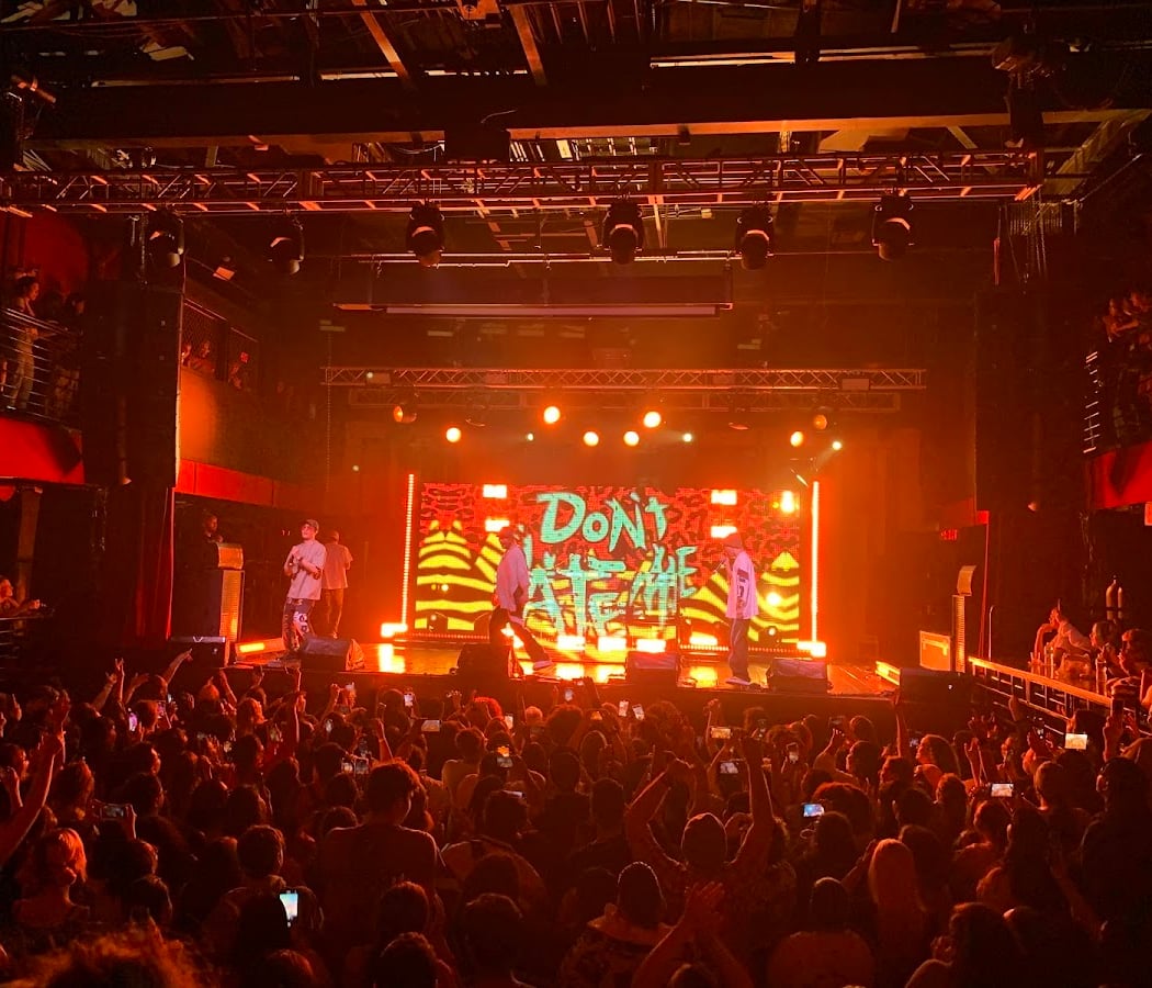 STILL ALIVE – Pearl Jam Tribute Experience 4