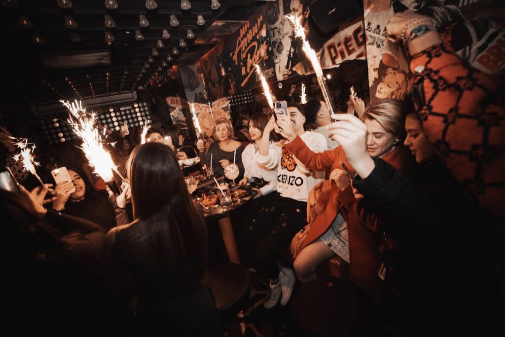 Charlotte Bar/Club Paris 1