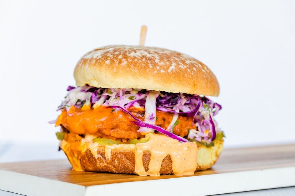 Eat This Café - Hollywood Brunch Spot: Breakfast, Lunch, Bottomless Mimosas 3