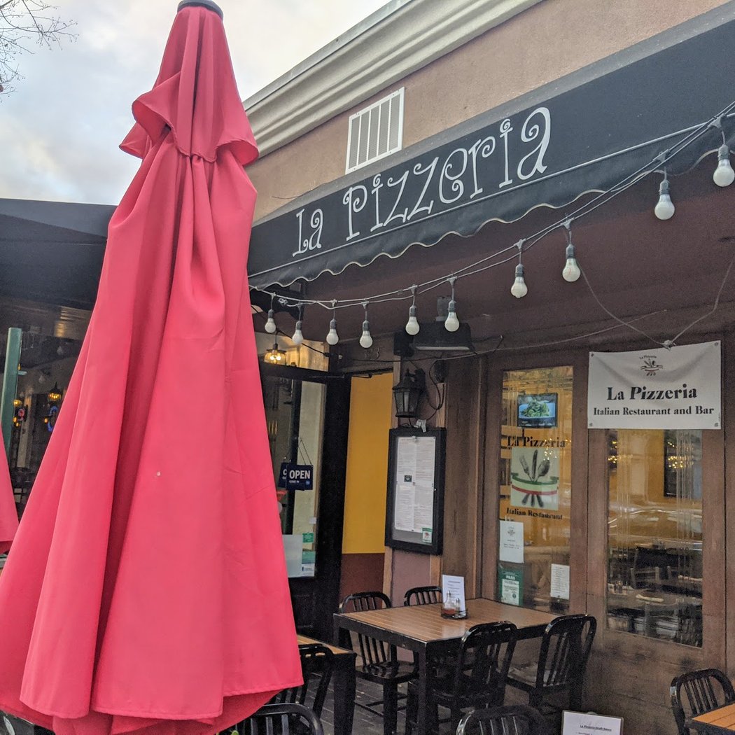 La Pizzeria Italian Pizza and Bar 2