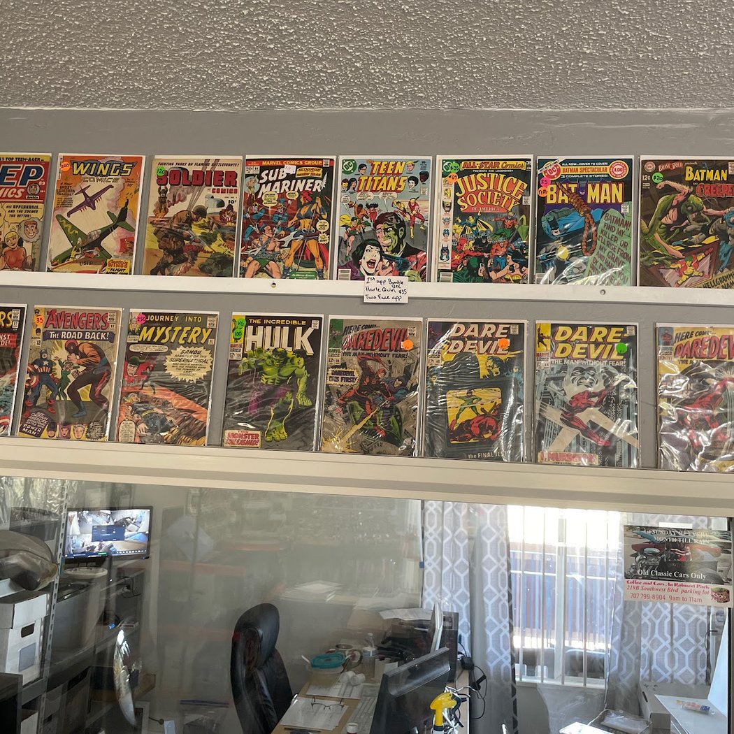 Harvey Doss Comics and Collectibles 3