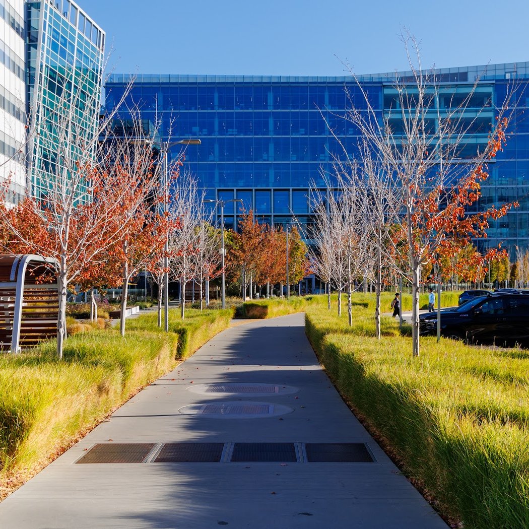 Google Event Center (MP7) 3