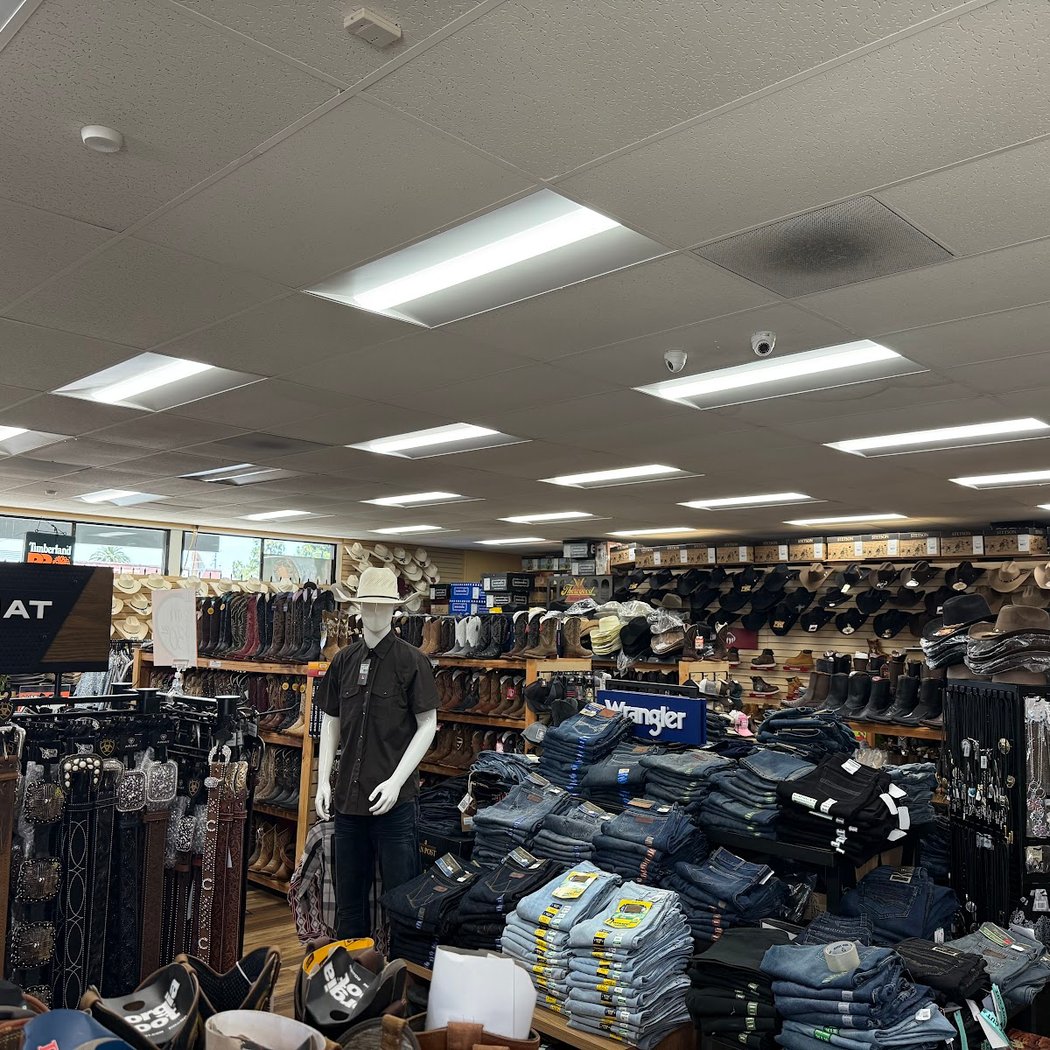 Red Rock Western Wear 3
