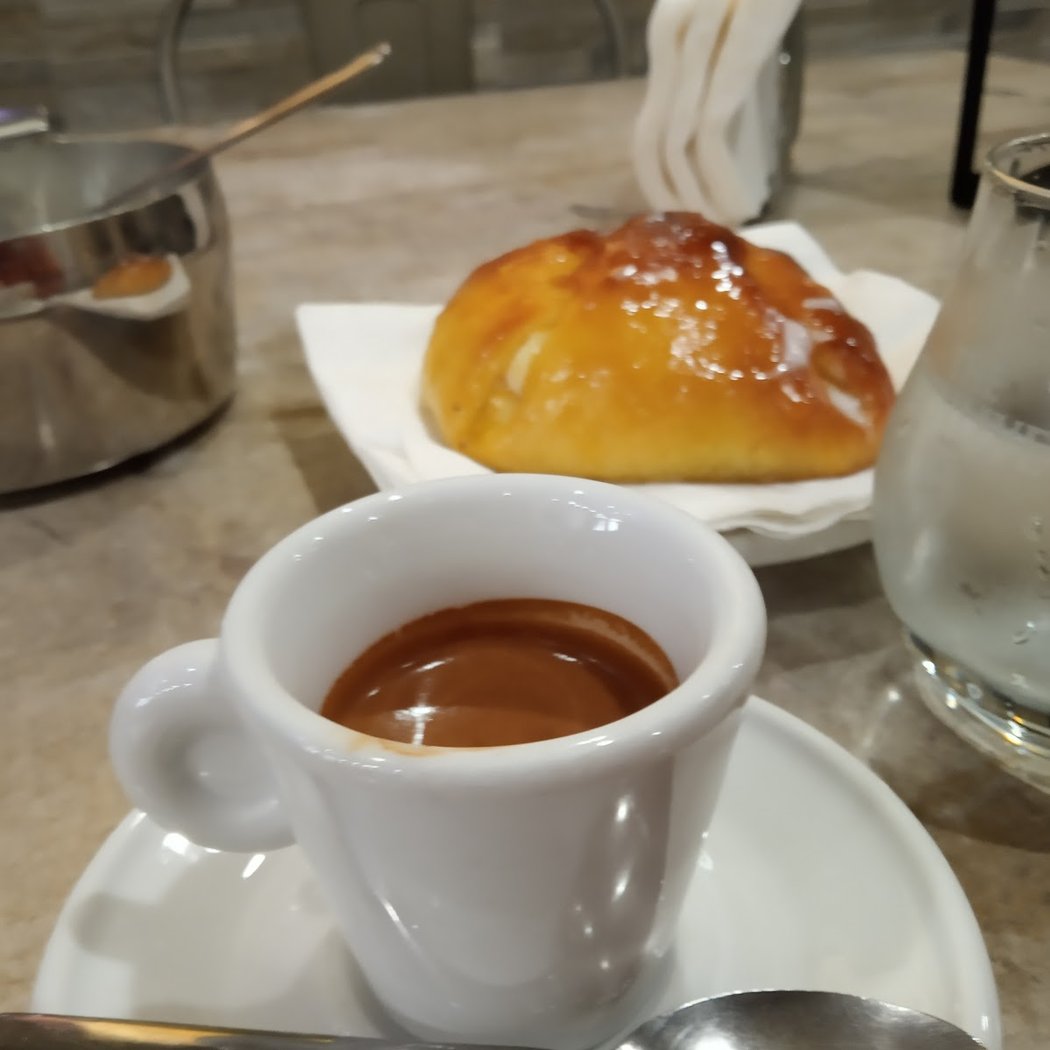 Cafe On The Hill 1