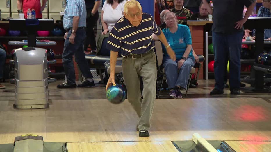 Earl Anthony's Dublin Bowl 1