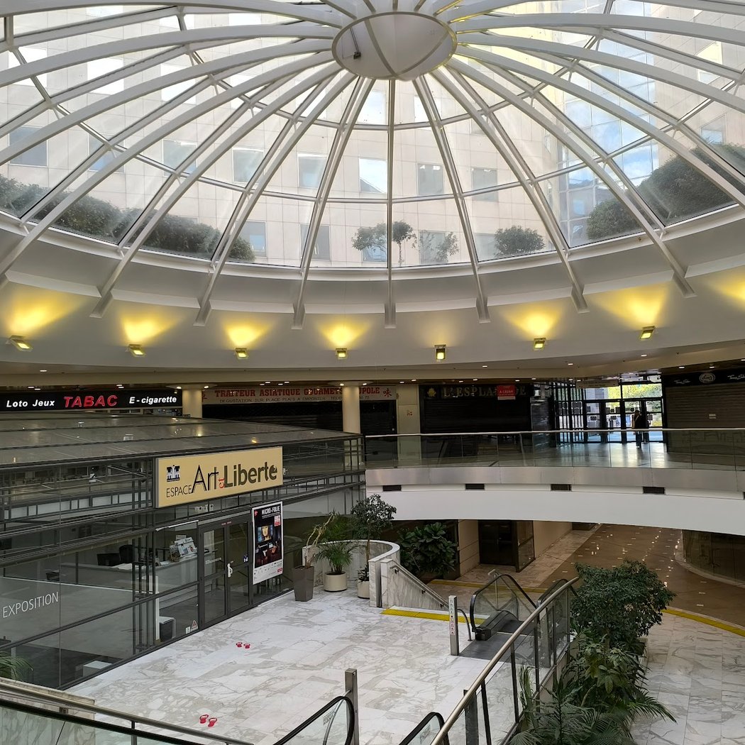 Centre Commercial La Coupole 1
