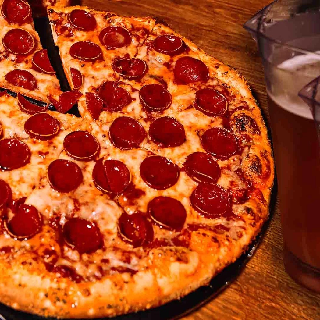 Pizza & Pitcher Combo 1