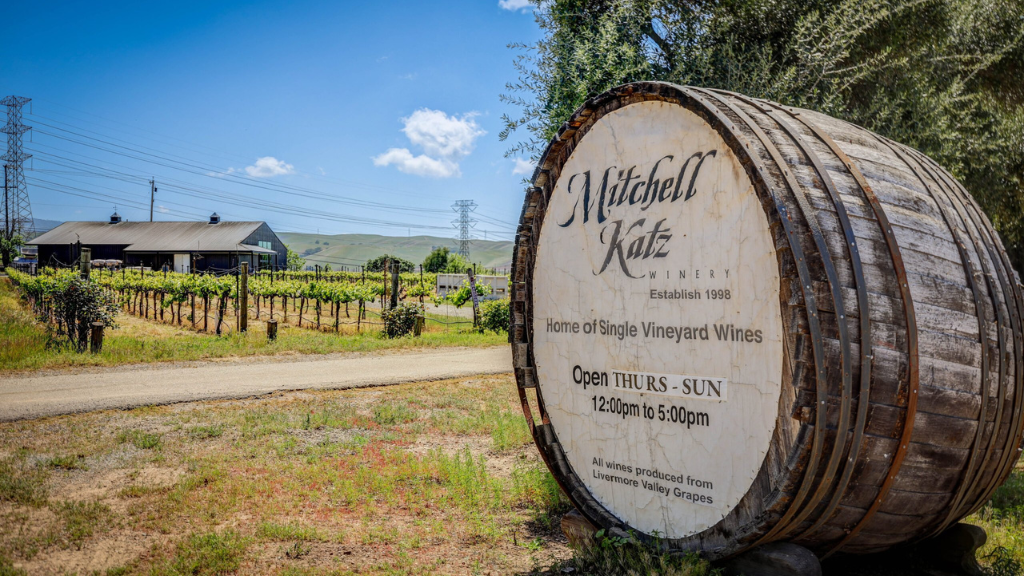 Barrel Tasting Featuring With Harmony & Fratelli's Pizza 2
