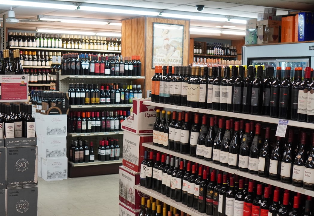 Stuyvesant Square Liquors 3