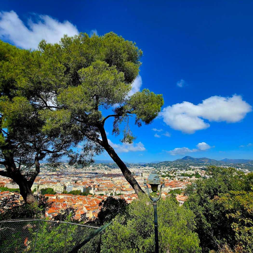 Colline du Château 3
