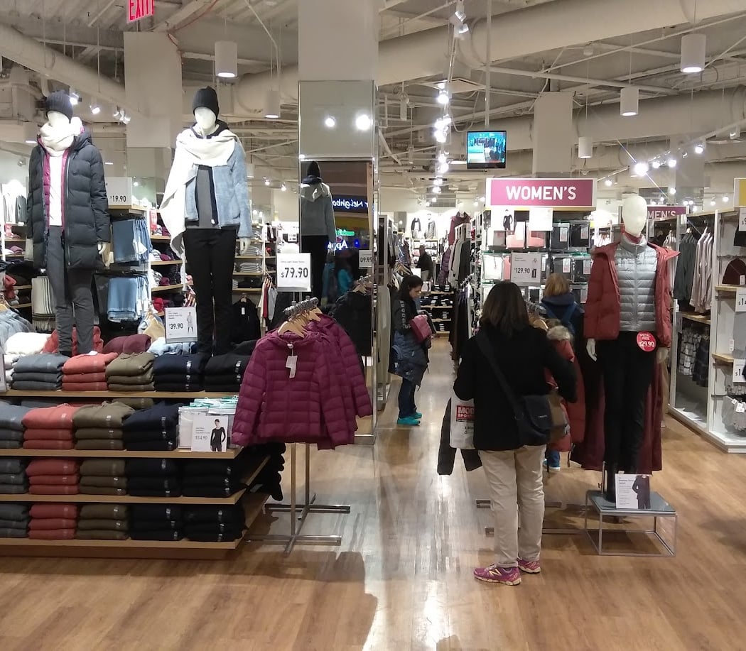 Atlantic Terminal Mall 3