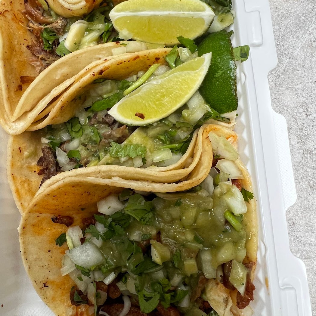 Tacos y Quesadillas 2