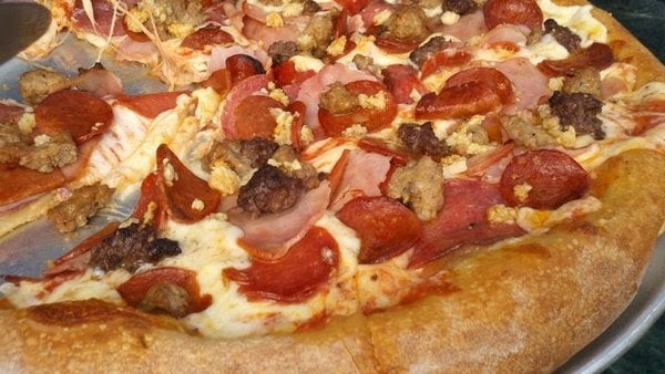 Gay Nineties Pizza Co 3