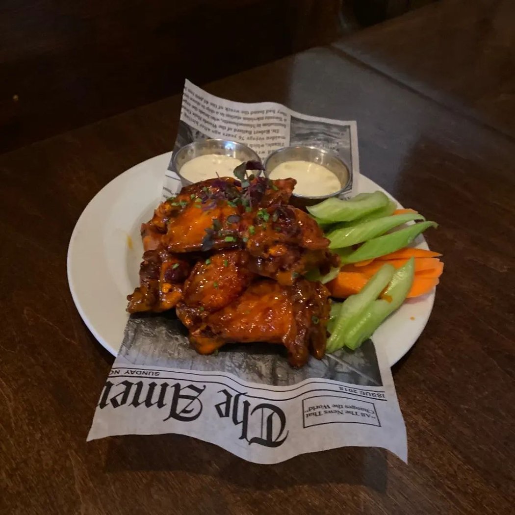 Horn's Hook Tavern 5