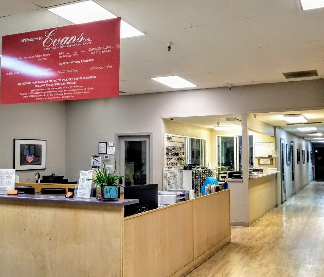 Evans Airport Service 2
