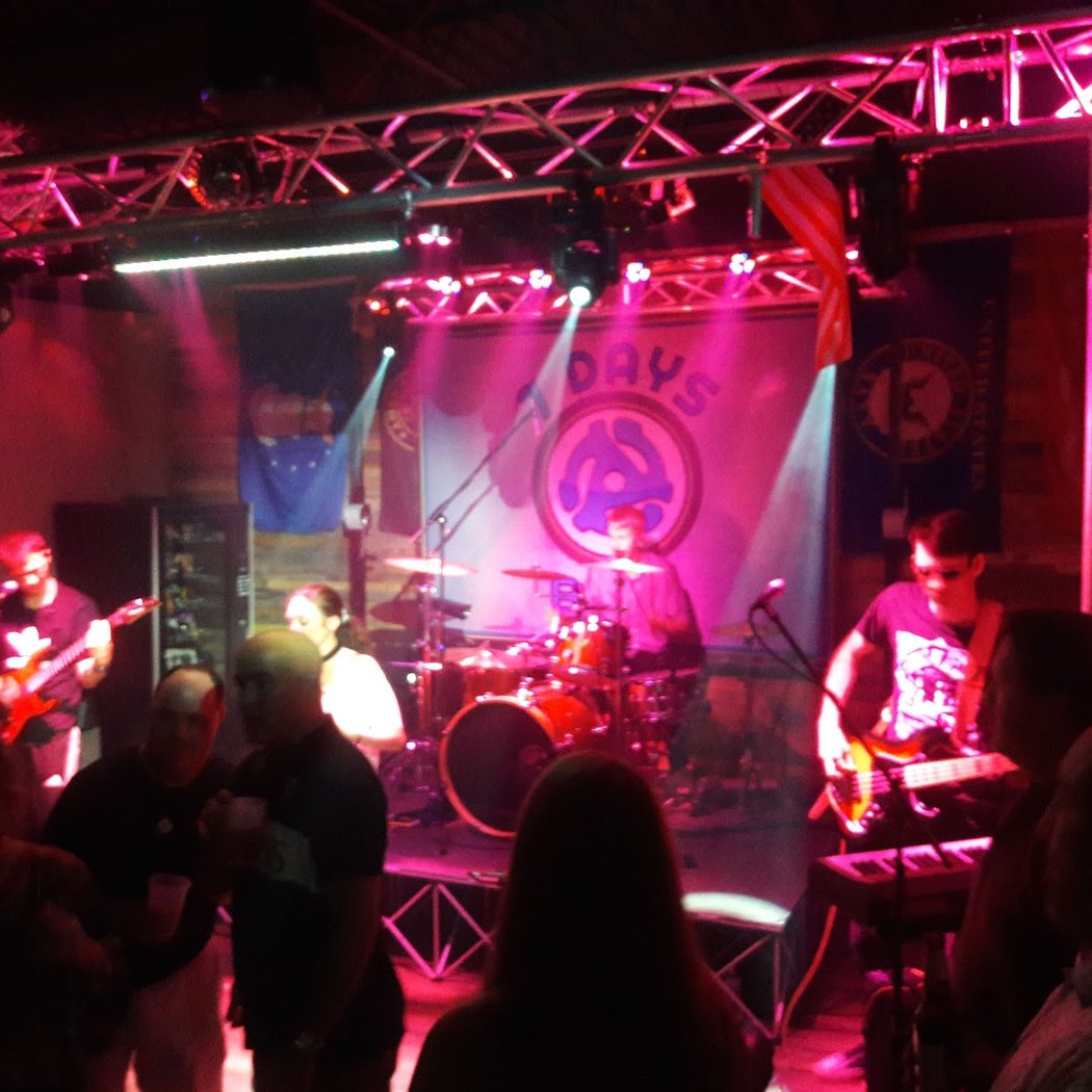 Ultimate 80’s Hair Band Tribute Rock Show 1