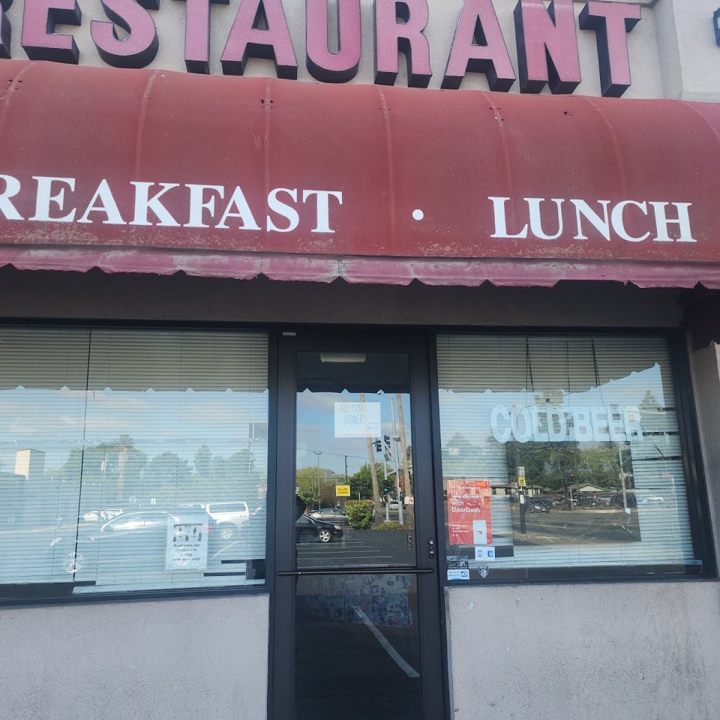 Scotty's Restaurant 3