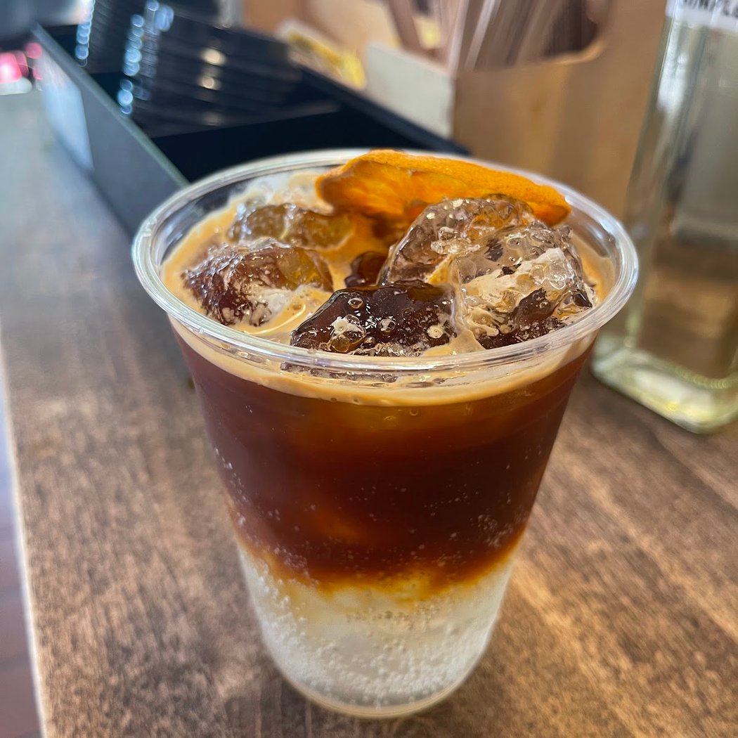 Honey Moon Coffee Shop 1