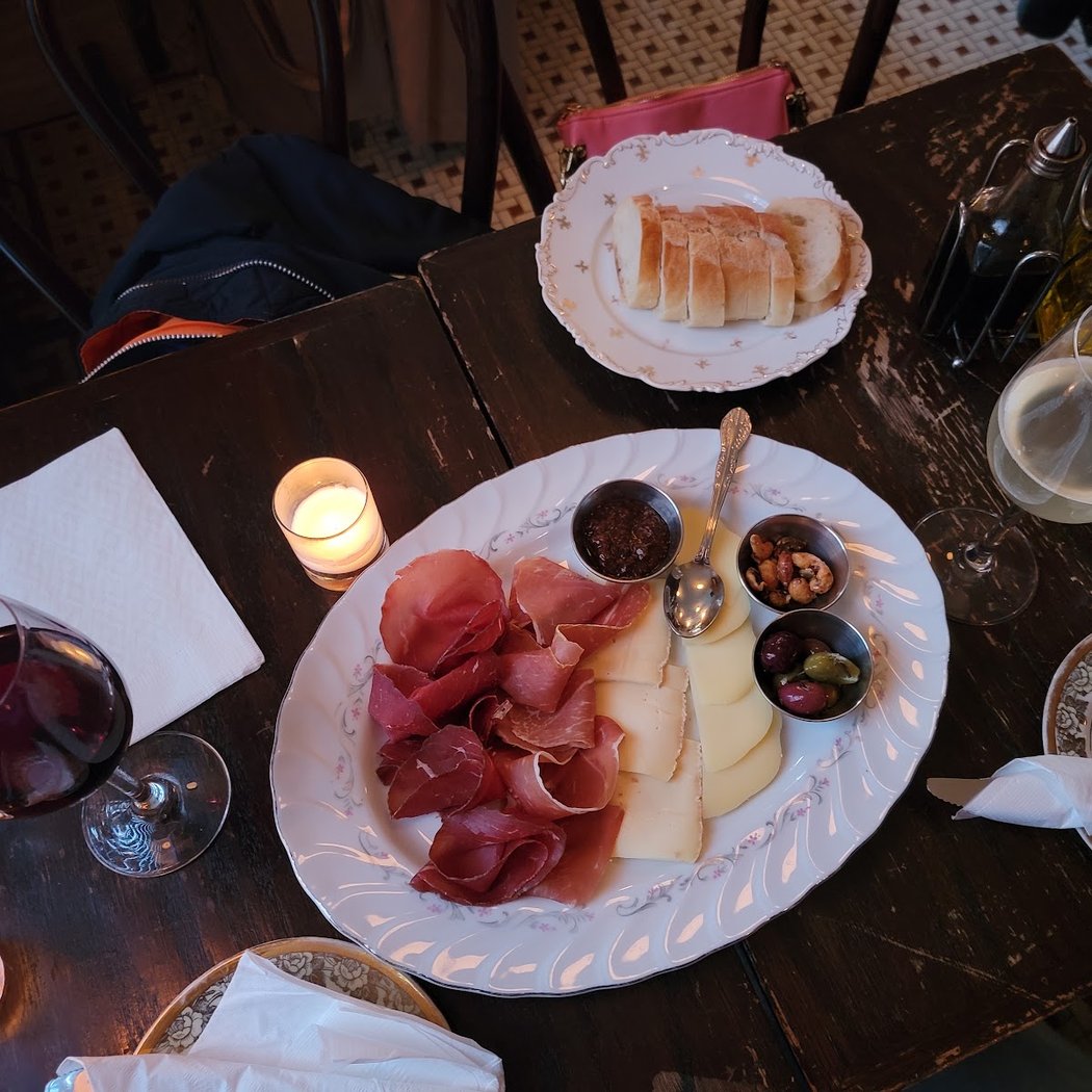 Pinkerton Wine Bar 3