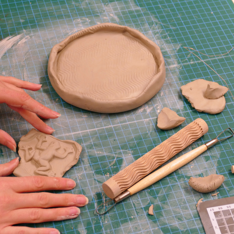 Atelier Modelage en famille : ton animal fantastique en argile 1