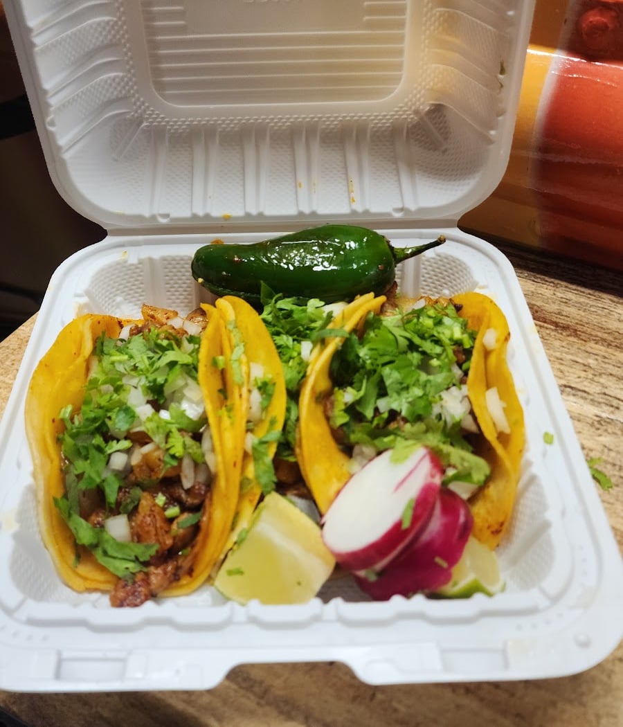 LOS RABANITOS FOOD TRUCK 1