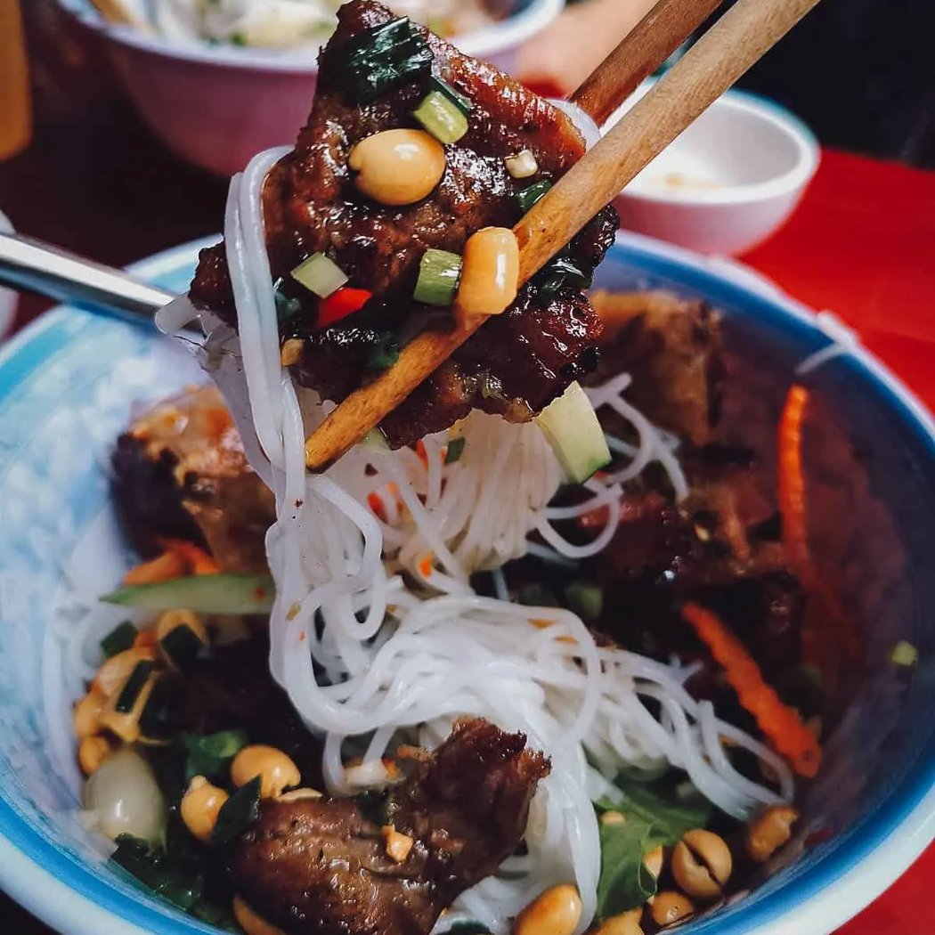 Bún Thịt Nướng Chả Giò - Nguyễn Trung Trực 1