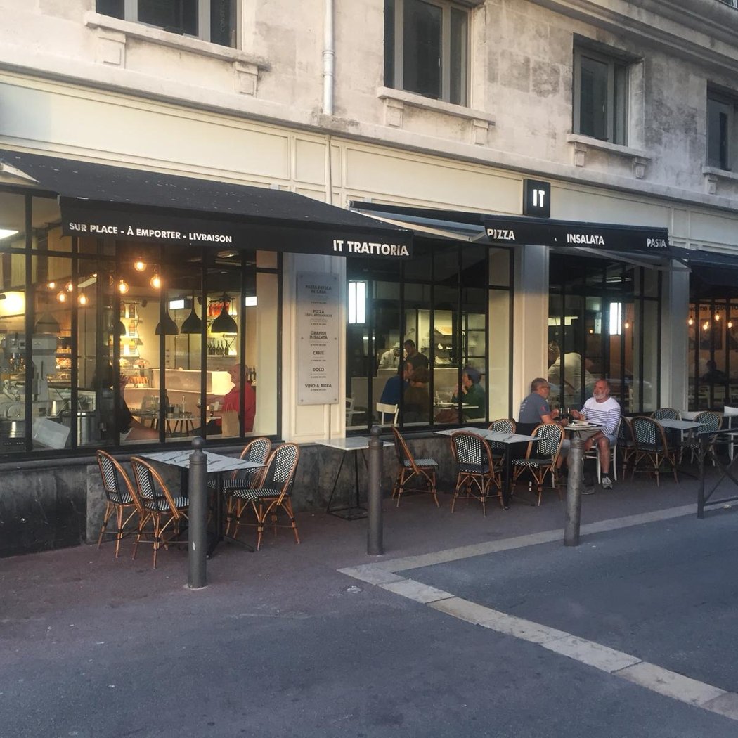 IT - Italian Trattoria Marseille Vieux Port 2
