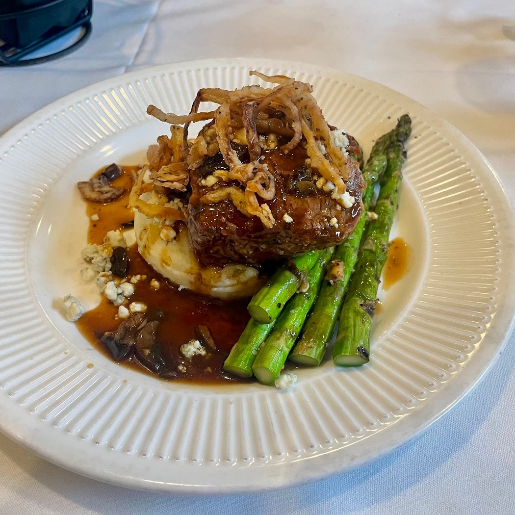 Back Burner Restaurant & Tavern 1