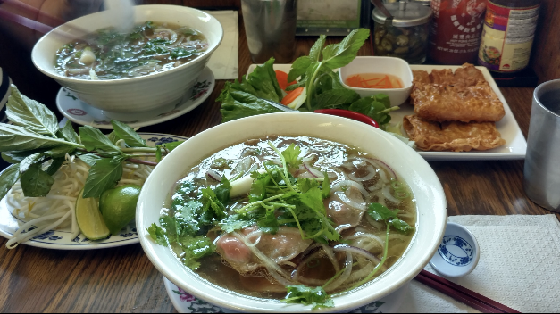 Pho King RESTAURANT 3