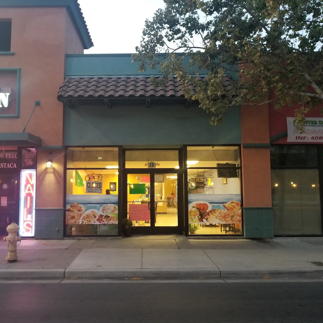 Zuñiga's Restaurant & Cakery 2