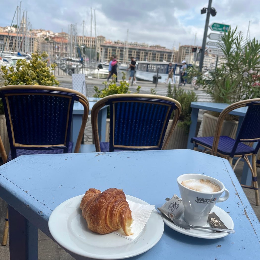Café Beau Rivage 3