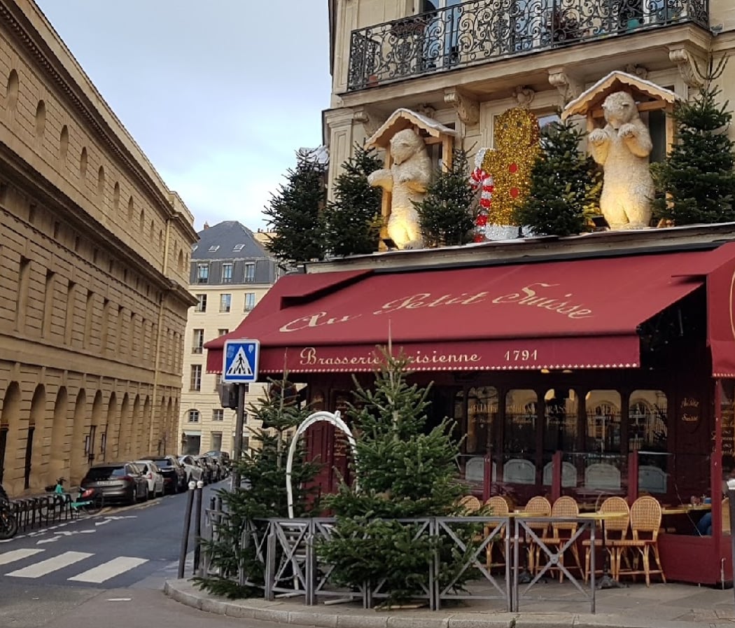 AU PETIT SUISSE BRASSERIE 2