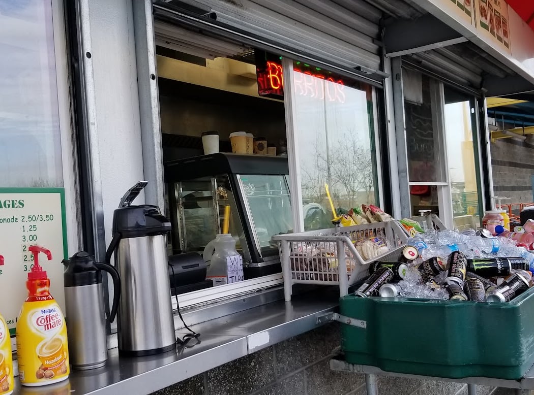 Kelly's Deli 3