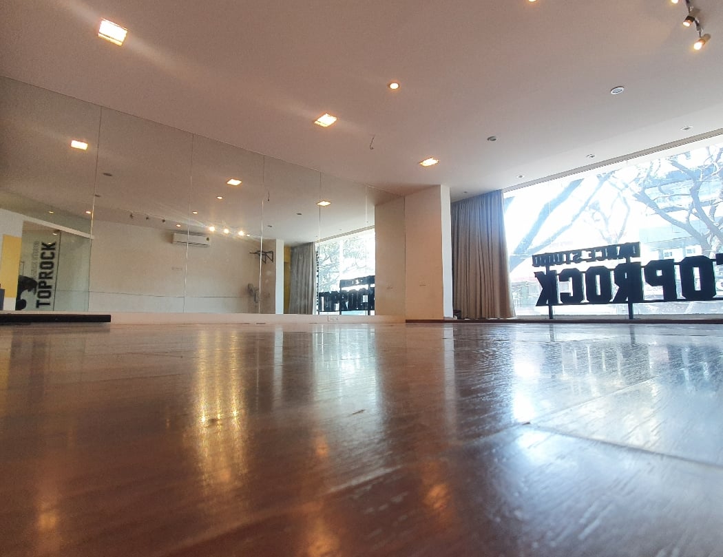 Top rock dance studio 2