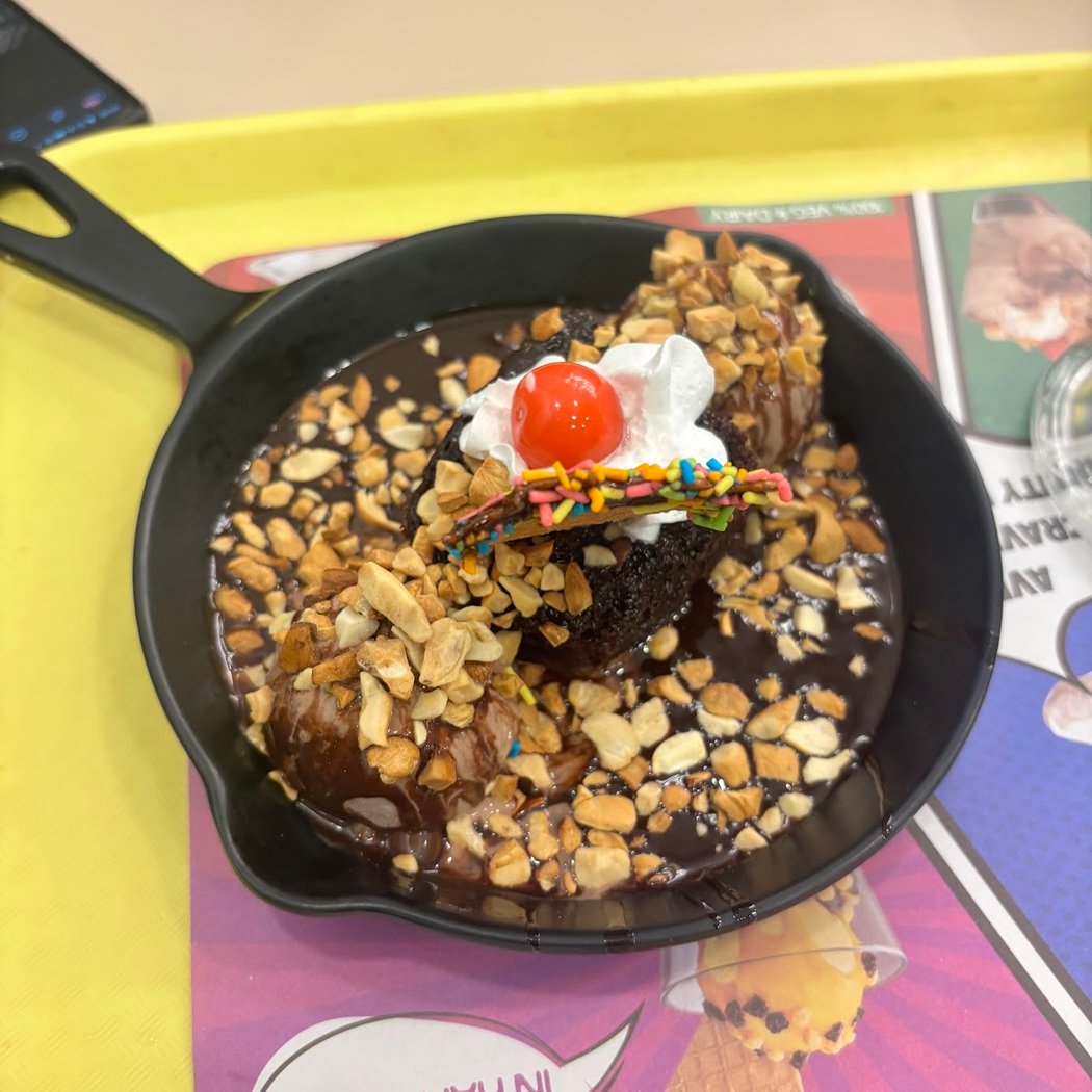 Polar Bear Ice Cream Sundaes - Rajajinagara 1