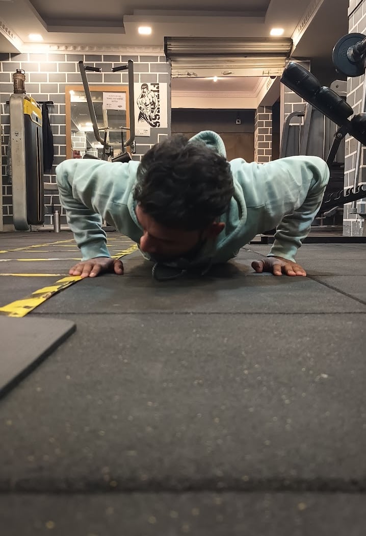 Muscle Mechanic Unisex Gym and fitness centre 1