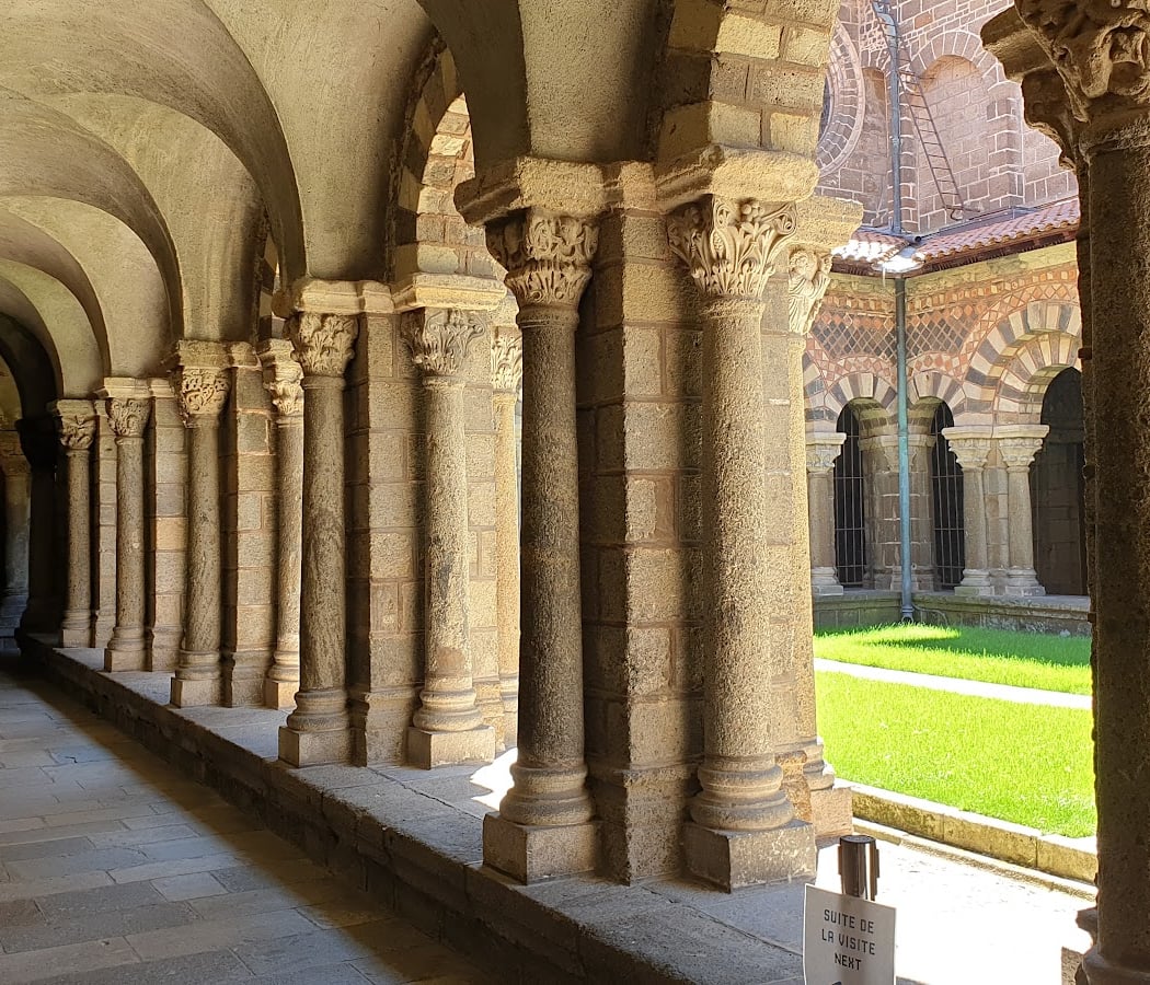 Cloître de la Cathédrale du Puy-en-Velay 3
