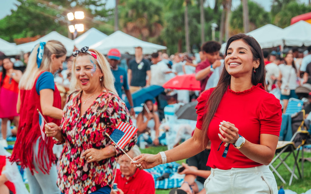 Red, White and Grove: 250 United 2