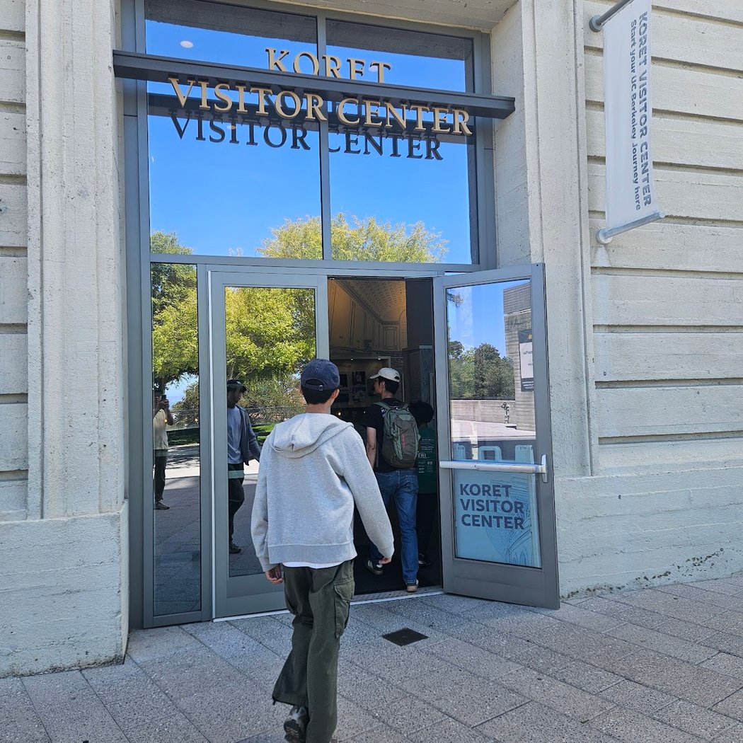 Koret Visitor Center 3