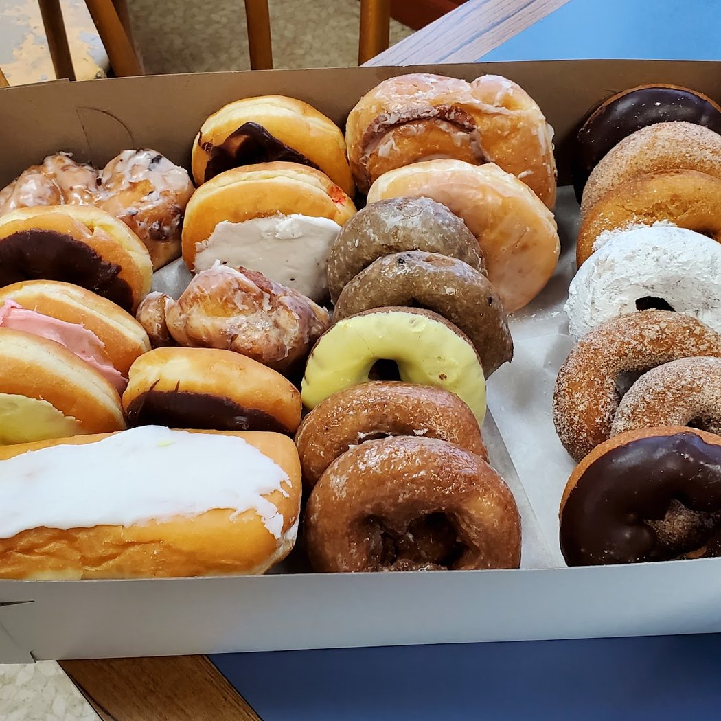 Benny's Bakery 1